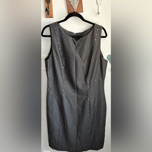 Elegant Gray Sleeveless Dress